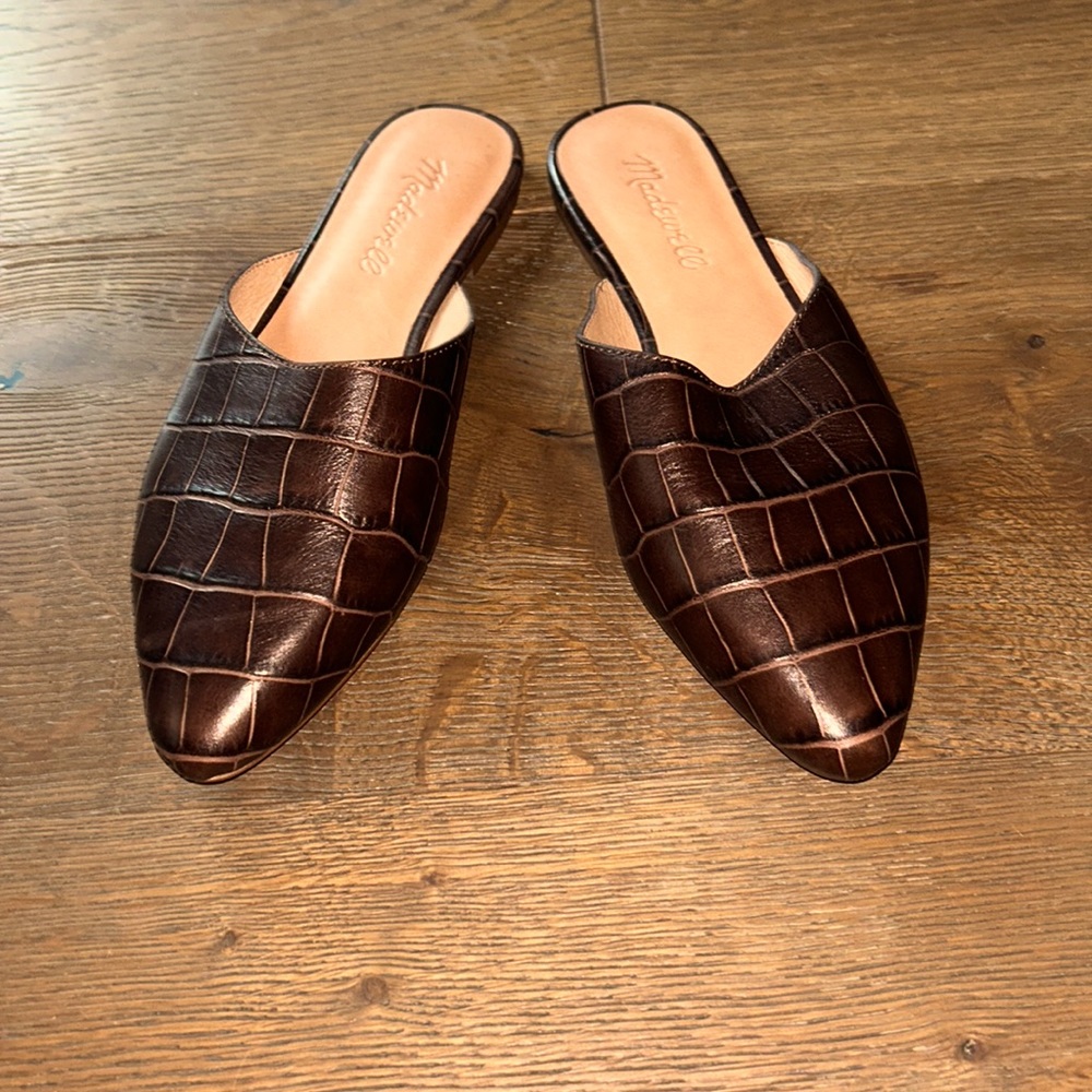 Beautiful brown Madewell flat mules